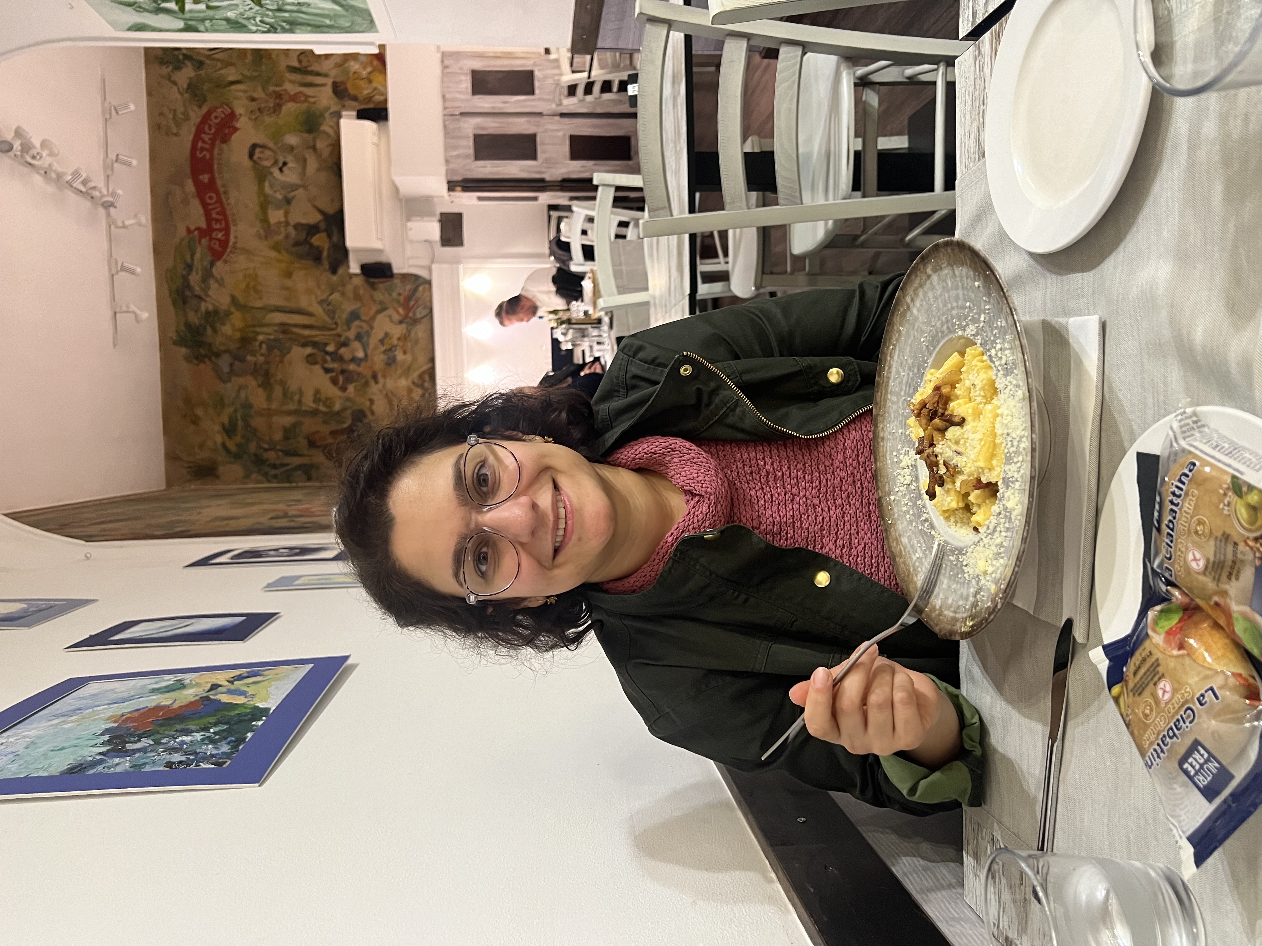 Happy moment dining out gluten-free