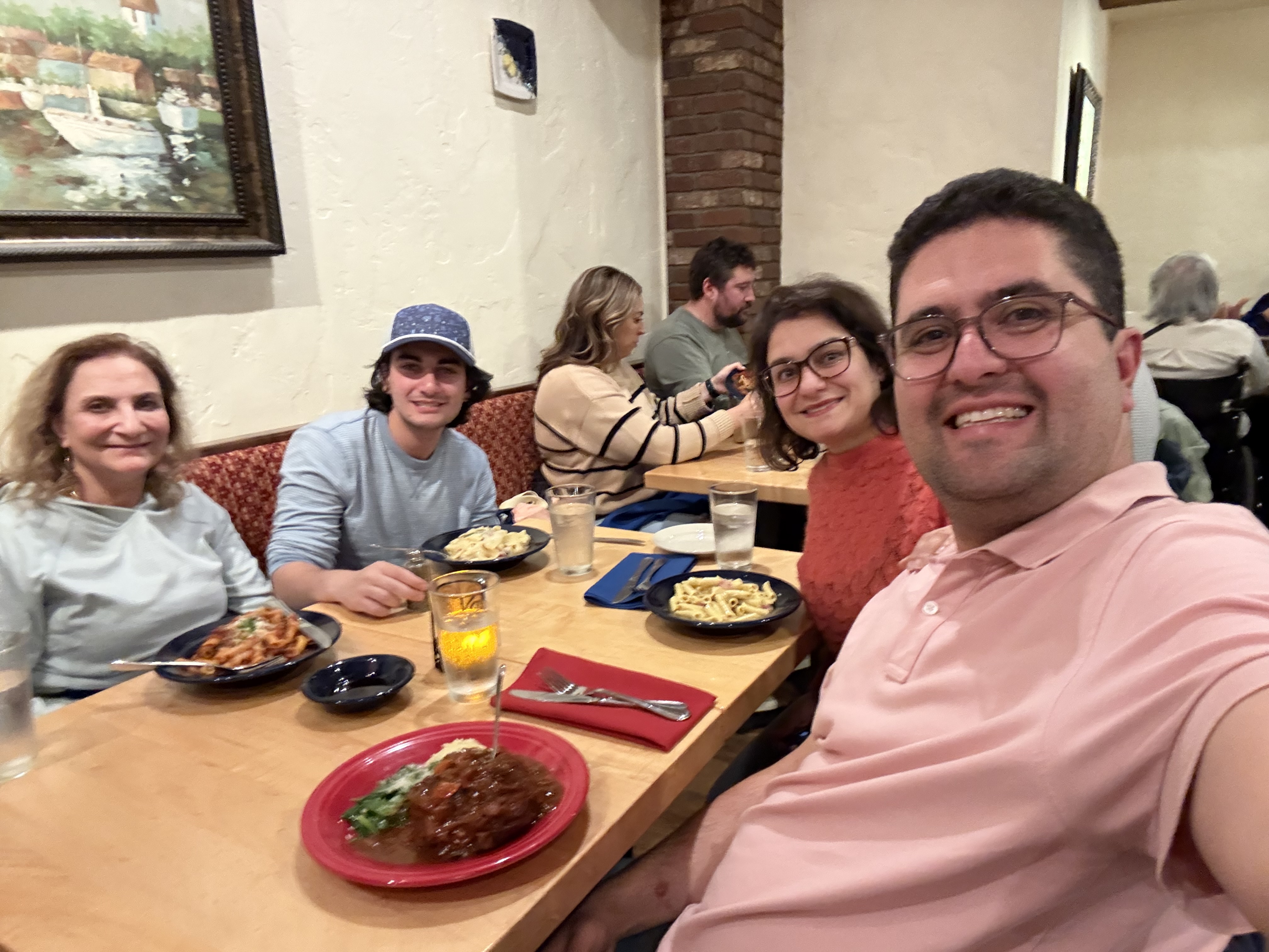 Gluto family together